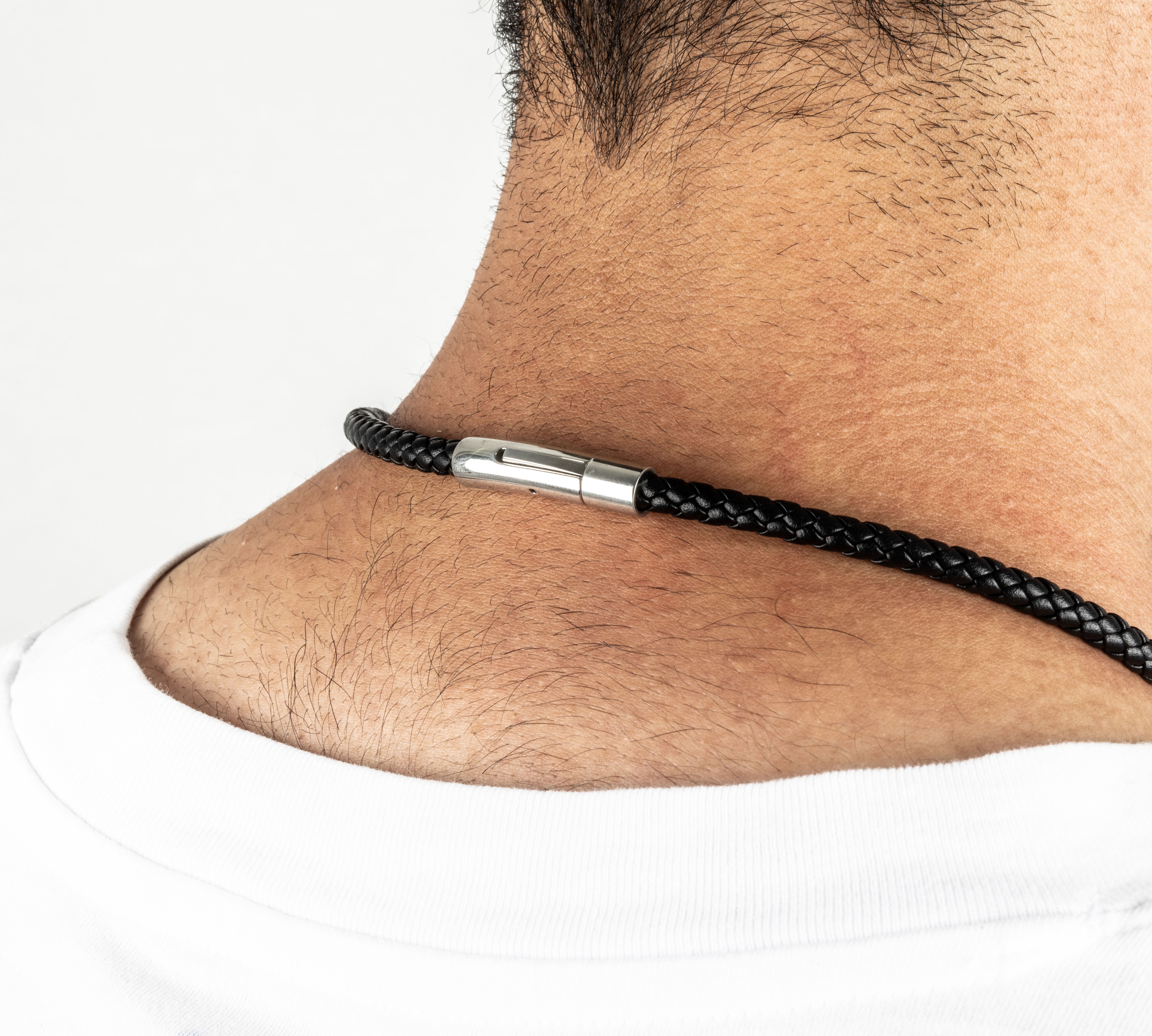 Herren Lederkette mit Edelstahl-Detail – Perfektes Accessoire für Männer