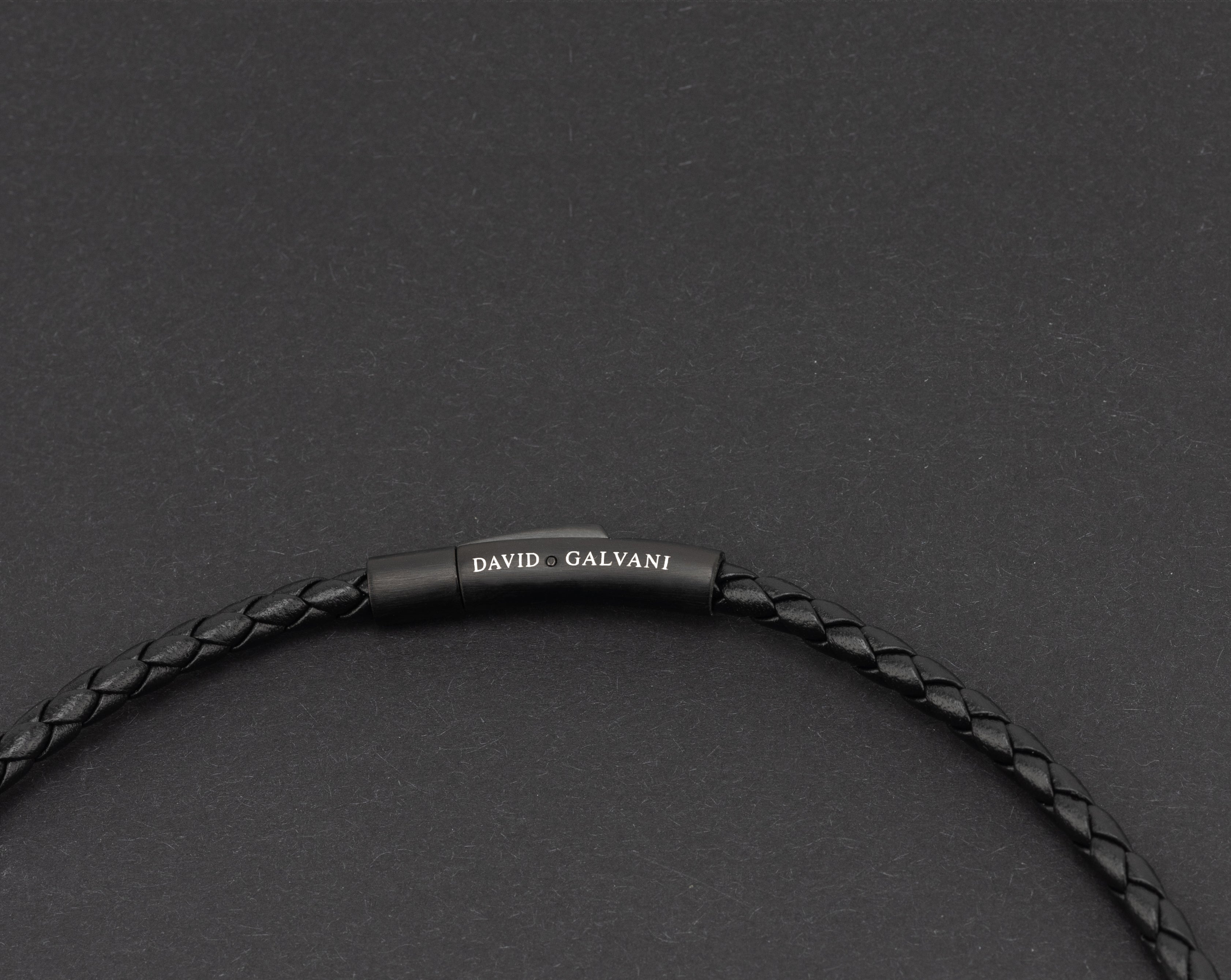 Exklusive Herren Lederkette Schwarz mit Edelstahlperle – Maskulines Design für Stilbewusste