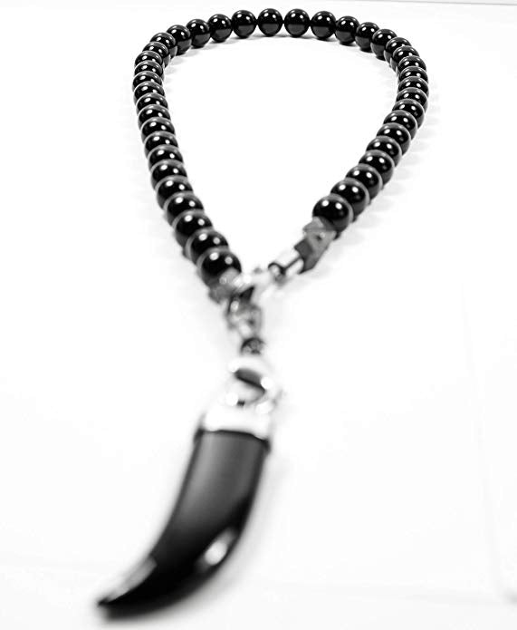 Perlenkette Onyx Steine mit Fangzahn aus Onyx