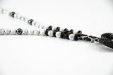 Y-Perlenkette mit weißen Howlith Steinen und Edelstahl Biker-Look